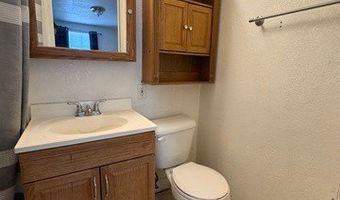 812 CARPER Dr, Artesia, NM 88210