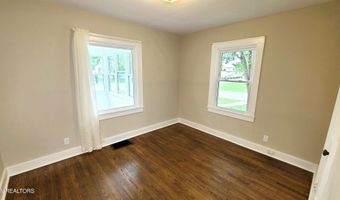 946 Poplar St, Alcoa, TN 37701