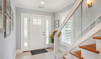 100 Algonquin Rd 13, Narragansett, RI 02882