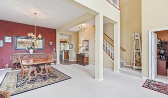8 Meadowbrook Aly, Barnegat, NJ 08005