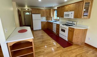 170 Sunrise Ave, Barton, VT 05822