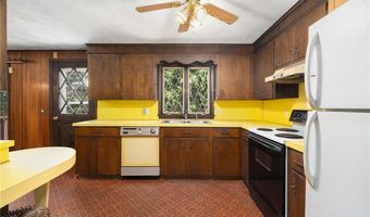 49 Magnolia Ln, Coventry, RI 02816