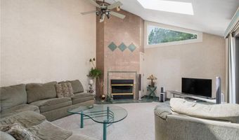 22 Golden View Dr, Johnston, RI 02919