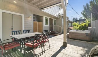 440 NW Riverfront St, Bend, OR 97703