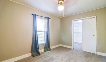 138 SW 100th St, Augusta, KS 67010