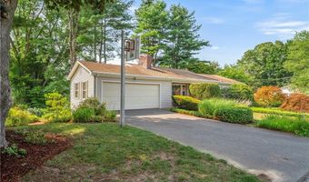 26 Monica Dr, Cumberland, RI 02864