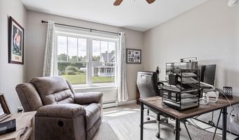 9 Fieldstone Dr, Augusta, ME 04330
