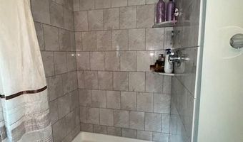 270 Station St, Coventry, RI 02816