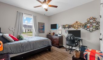 37 Crowder Dr, Benton, LA 71006