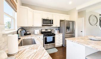 70 CHESTNUT Cv, Atoka, TN 38004