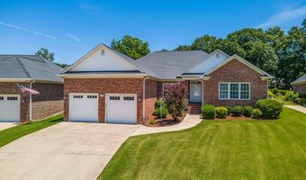 821 E Golden View Ln, Boiling Springs, SC 29316
