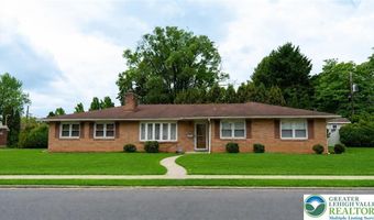 910 N 12th St, Allentown, PA 18102