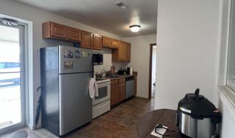 1306 Shull St, Ava, MO 65608