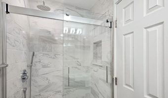 109 BLOOMSBERRY St, Baltimore, MD 21230