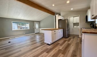 98825 PLEASANT HILL Dr 26, Brookings, OR 97415