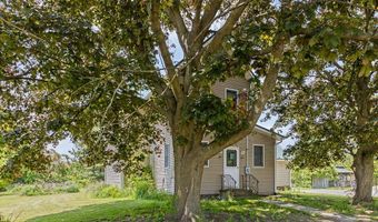 5869 Beechwood Ave, Alliance, OH 44601