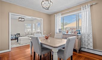 10 Denver Ave, Cranston, RI 02905