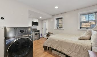 164 F St 4, Boston, MA 02127