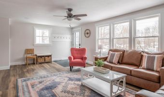 466 Essex St, Bangor, ME 04401