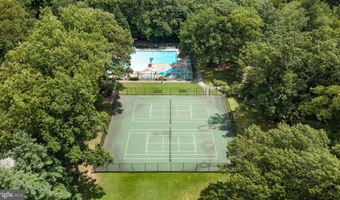 13 FARSTA Ct, Rockville, MD 20850