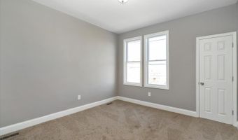 327 LYNDHURST St, Baltimore, MD 21229