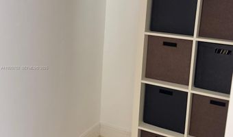 2910 Point East Dr M610, Aventura, FL 33160