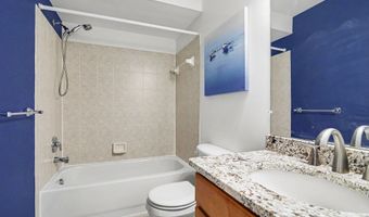 951 Addington Ln 135, Ann Arbor, MI 48108