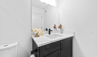 4724 CROSS St, Philadelphia, PA 19128