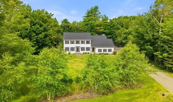 54 Trillium Trl, Bangor, ME 04401