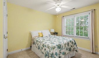 405 Chanticlair Dr, Apex, NC 27502