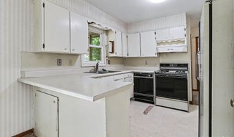 723 Marbury Dr SE, Ada, MI 49301