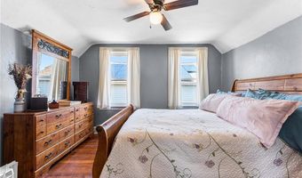95 Ivy St, East Providence, RI 02914