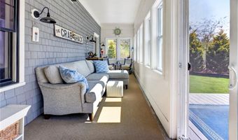 91 Charlestown Beach Rd, Charlestown, RI 02813