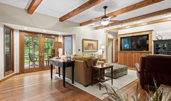 946 Briarwood Dr, Bartlesville, OK 74006