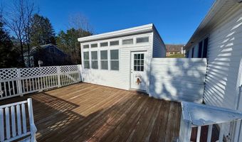 2 Pine Rd, Bennington, VT 05201