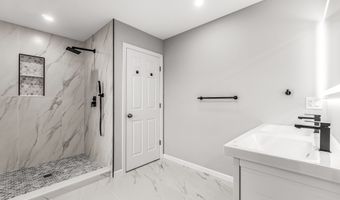 87 Oliver St, Bridgeport, CT 06606