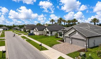 226 LAKE VISTA Dr, Auburndale, FL 33823