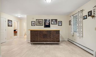 13 Queen St, Barre, VT 05641