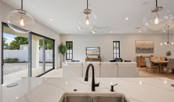 803 YATES St, Orlando, FL 32804