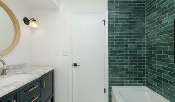 5445 E 72nd Pl, Indianapolis, IN 46250