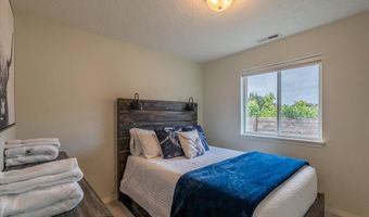2701 Lincoln Ave, Bandon, OR 97411