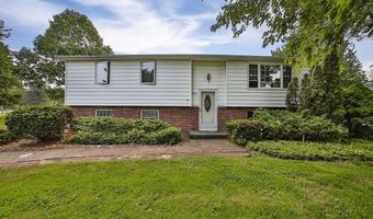 831 W Gebhard Ln, Alden, NY 14004