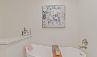 1780 Clover Ridge Rd NE, Albany, OR 97322
