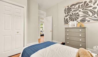 1231 FRANKLIN St NE, Washington, DC 20017