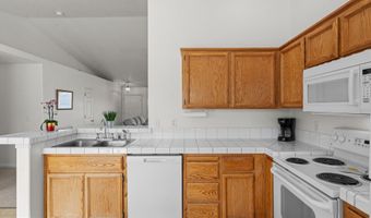 2215 Ellice Way, Fernley, NV 89408
