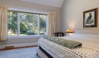 77 Pond Shore Dr, Charlestown, RI 02813