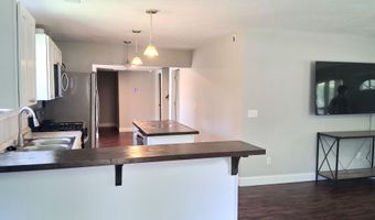 129 W Cline St, Aurora, MO 65605