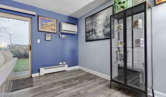 2415 N Kennicott Dr 1D, Arlington Heights, IL 60004