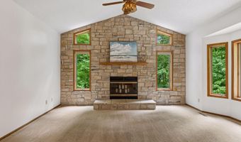 3355 Trading Post Trl S, Afton, MN 55001