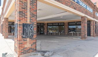1305 S 1st St, Abilene, TX 79602